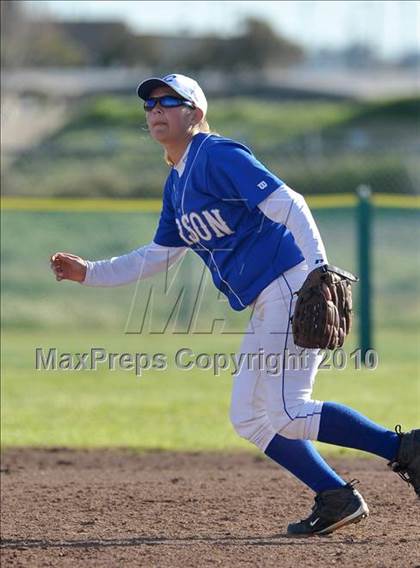 Thumbnail 3 in Carson vs. Lincoln (Victory Pre-Season Tournament) photogallery.