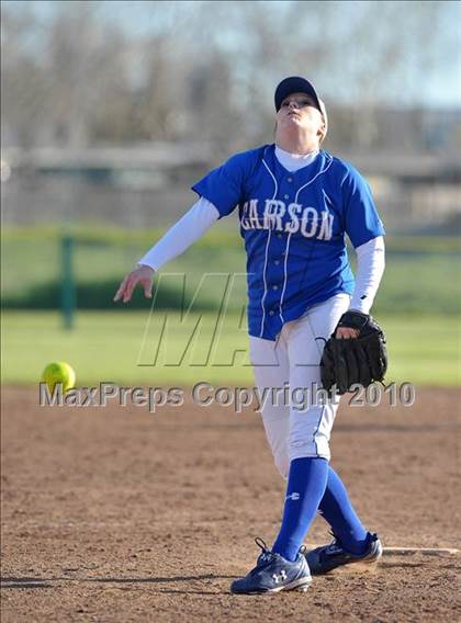 Thumbnail 1 in Carson vs. Lincoln (Victory Pre-Season Tournament) photogallery.