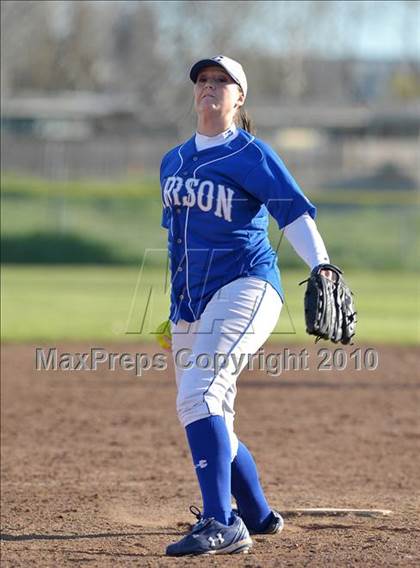 Thumbnail 3 in Carson vs. Lincoln (Victory Pre-Season Tournament) photogallery.