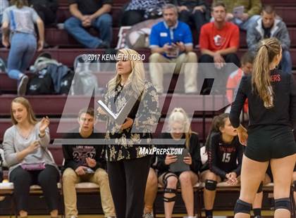 Thumbnail 3 in Reagan vs. Lake Travis (UIL 6A Bi-District Playoff) photogallery.