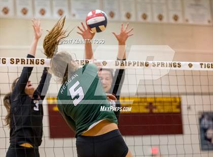 Thumbnail 3 in Reagan vs. Lake Travis (UIL 6A Bi-District Playoff) photogallery.