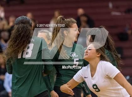 Thumbnail 1 in Reagan vs. Lake Travis (UIL 6A Bi-District Playoff) photogallery.