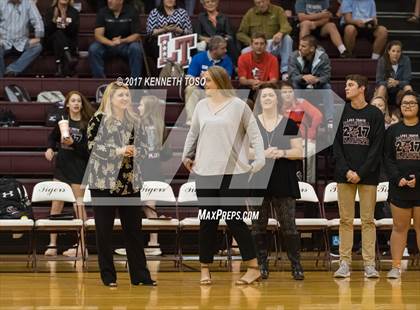 Thumbnail 3 in Reagan vs. Lake Travis (UIL 6A Bi-District Playoff) photogallery.
