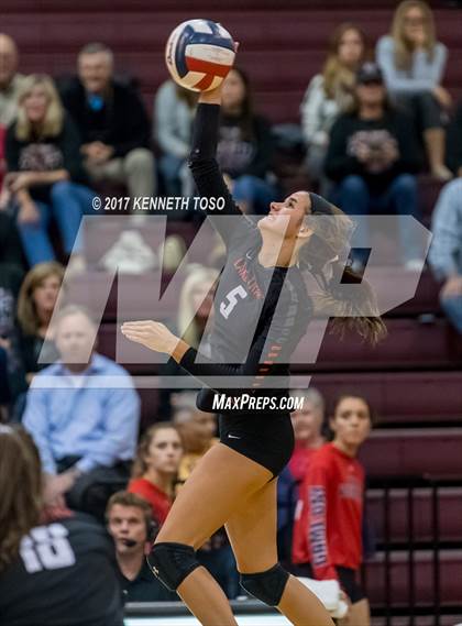 Thumbnail 3 in Reagan vs. Lake Travis (UIL 6A Bi-District Playoff) photogallery.