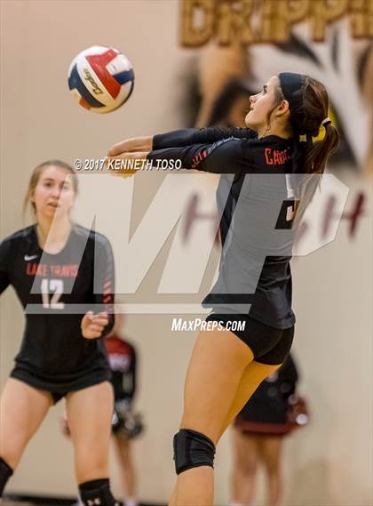 Thumbnail 3 in Reagan vs. Lake Travis (UIL 6A Bi-District Playoff) photogallery.