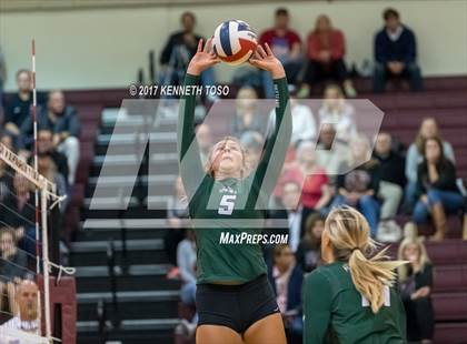 Thumbnail 2 in Reagan vs. Lake Travis (UIL 6A Bi-District Playoff) photogallery.