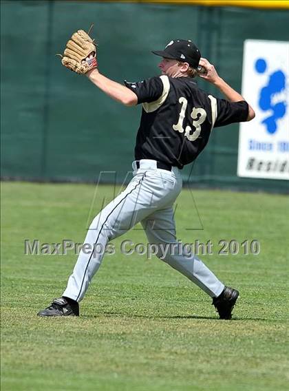 Thumbnail 2 in Palos Verdes Peninsula @ Glendora (CIF SS D2 Playoffs) photogallery.