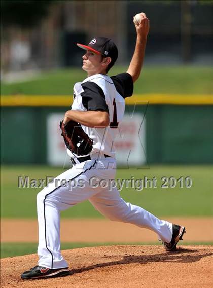 Thumbnail 2 in Palos Verdes Peninsula @ Glendora (CIF SS D2 Playoffs) photogallery.