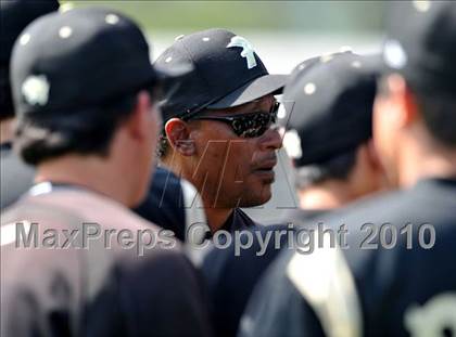 Thumbnail 3 in Palos Verdes Peninsula @ Glendora (CIF SS D2 Playoffs) photogallery.