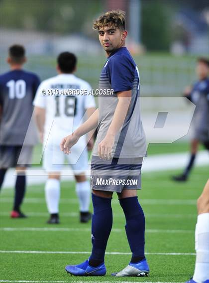 Thumbnail 3 in Mayde Creek vs. Cypress Ridge (UIL 6A Area Playoff) photogallery.