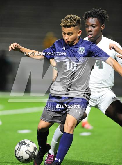 Thumbnail 3 in Mayde Creek vs. Cypress Ridge (UIL 6A Area Playoff) photogallery.
