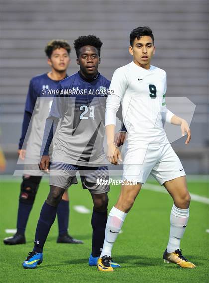Thumbnail 3 in Mayde Creek vs. Cypress Ridge (UIL 6A Area Playoff) photogallery.