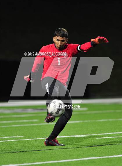 Thumbnail 3 in Mayde Creek vs. Cypress Ridge (UIL 6A Area Playoff) photogallery.