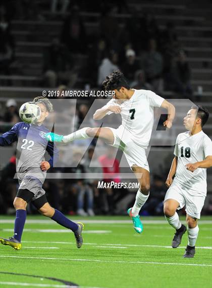 Thumbnail 3 in Mayde Creek vs. Cypress Ridge (UIL 6A Area Playoff) photogallery.