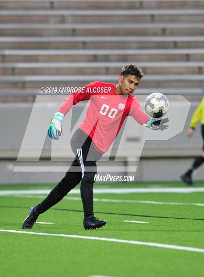 Thumbnail 3 in Mayde Creek vs. Cypress Ridge (UIL 6A Area Playoff) photogallery.