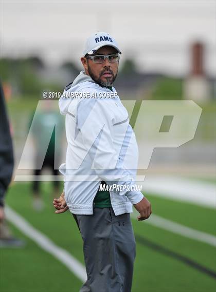 Thumbnail 3 in Mayde Creek vs. Cypress Ridge (UIL 6A Area Playoff) photogallery.