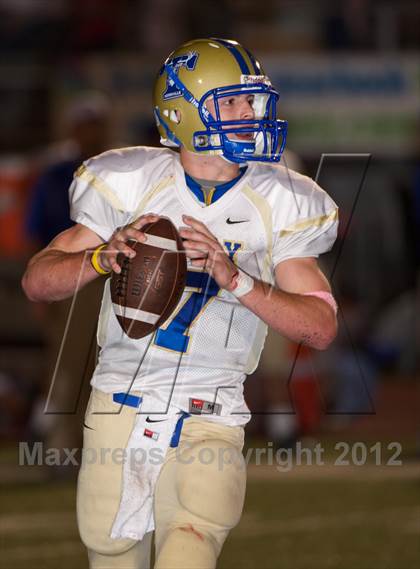 Thumbnail 2 in Tivy @ Boerne-Champion photogallery.
