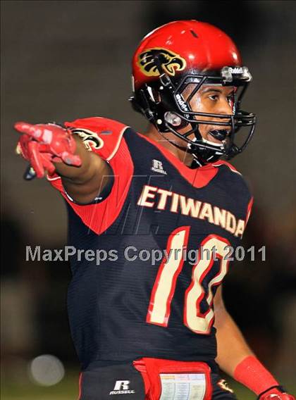 Thumbnail 2 in Glendora vs. Etiwanda photogallery.