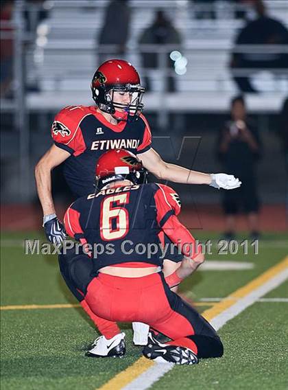 Thumbnail 1 in Glendora vs. Etiwanda photogallery.