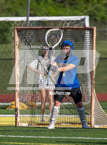 Thumbnail 3 in Manchester Township vs St. John-Vianney photogallery.