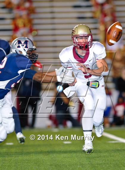 Thumbnail 3 in Cypress Woods vs Manvel (UIL 6A Regional Playoff) photogallery.