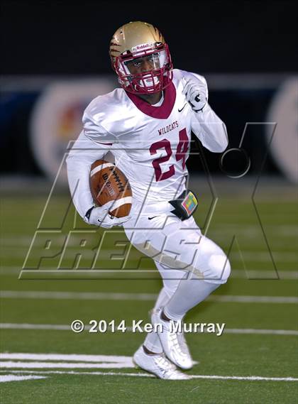 Thumbnail 3 in Cypress Woods vs Manvel (UIL 6A Regional Playoff) photogallery.