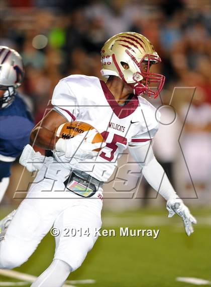 Thumbnail 1 in Cypress Woods vs Manvel (UIL 6A Regional Playoff) photogallery.