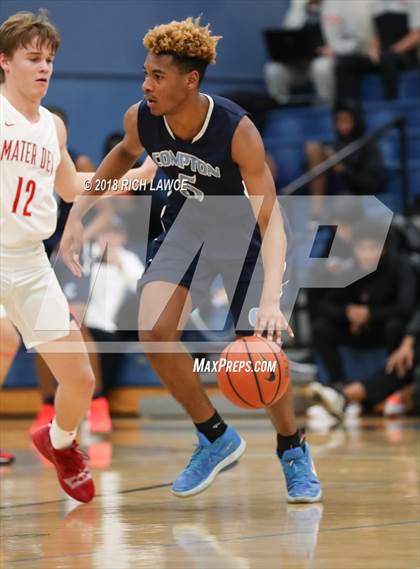 Thumbnail 1 in Compton @ Mater Dei (Beach Bash Tournament) photogallery.