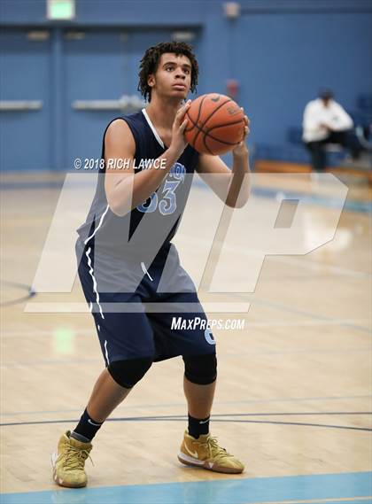 Thumbnail 2 in Compton @ Mater Dei (Beach Bash Tournament) photogallery.