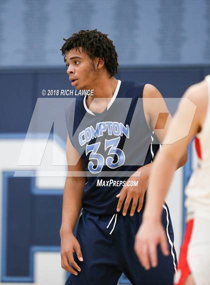 Thumbnail 2 in Compton @ Mater Dei (Beach Bash Tournament) photogallery.