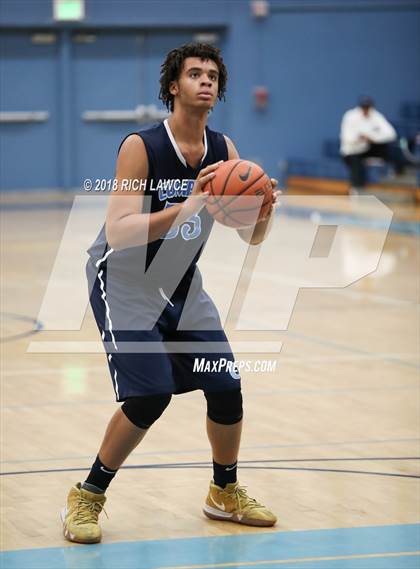 Thumbnail 1 in Compton @ Mater Dei (Beach Bash Tournament) photogallery.
