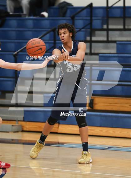 Thumbnail 2 in Compton @ Mater Dei (Beach Bash Tournament) photogallery.