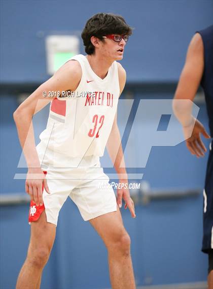 Thumbnail 3 in Compton @ Mater Dei (Beach Bash Tournament) photogallery.