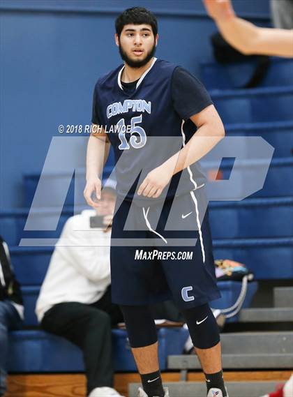 Thumbnail 2 in Compton @ Mater Dei (Beach Bash Tournament) photogallery.