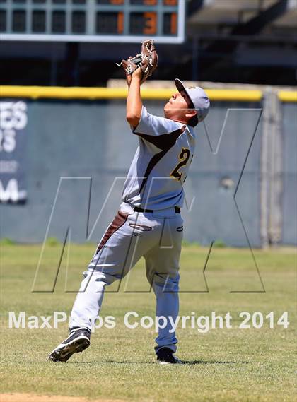 Thumbnail 1 in El Camino @ La Costa Canyon (Game 2) photogallery.