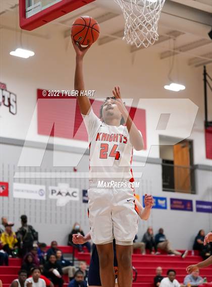 Thumbnail 3 in International vs. Indiana Math & Science Academy North (IHSAA A Sectional) photogallery.