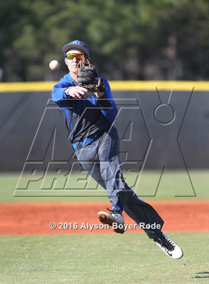 Thumbnail 3 in Topsail vs. Trinity Christian Academy (National High School Invitational) photogallery.