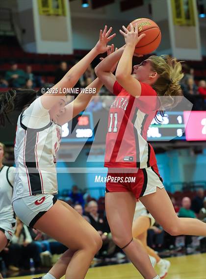 Thumbnail 1 in Rye vs. Tappan Zee (NYSPHSAA Section 1 Class AA Semifinal) photogallery.