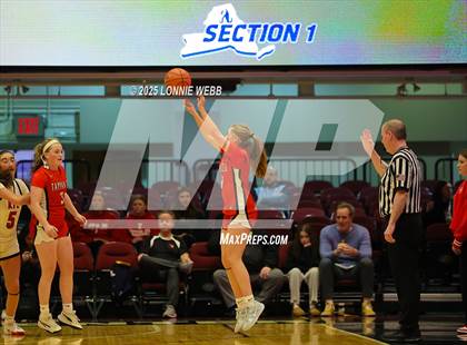 Thumbnail 1 in Rye vs. Tappan Zee (NYSPHSAA Section 1 Class AA Semifinal) photogallery.