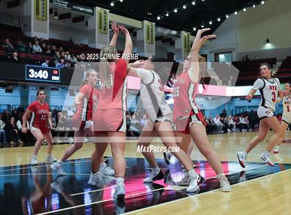 Thumbnail 1 in Rye vs. Tappan Zee (NYSPHSAA Section 1 Class AA Semifinal) photogallery.