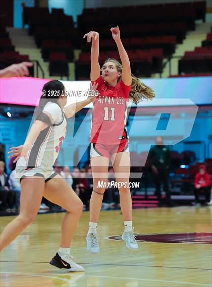 Thumbnail 2 in Rye vs. Tappan Zee (NYSPHSAA Section 1 Class AA Semifinal) photogallery.