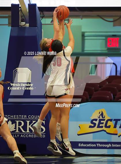 Thumbnail 2 in Rye vs. Tappan Zee (NYSPHSAA Section 1 Class AA Semifinal) photogallery.
