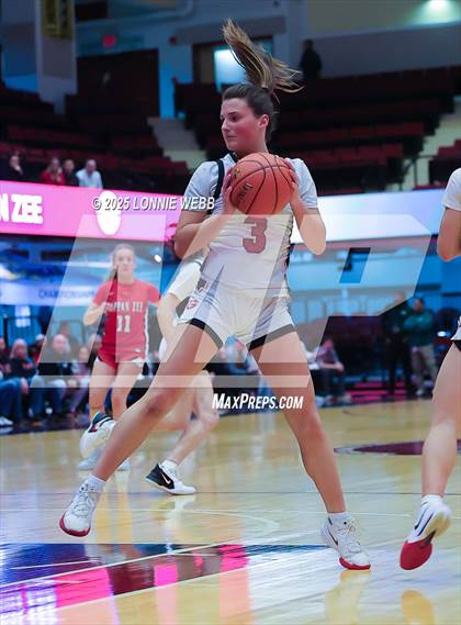 Thumbnail 1 in Rye vs. Tappan Zee (NYSPHSAA Section 1 Class AA Semifinal) photogallery.