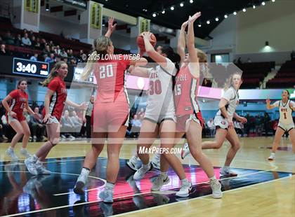 Thumbnail 2 in Rye vs. Tappan Zee (NYSPHSAA Section 1 Class AA Semifinal) photogallery.