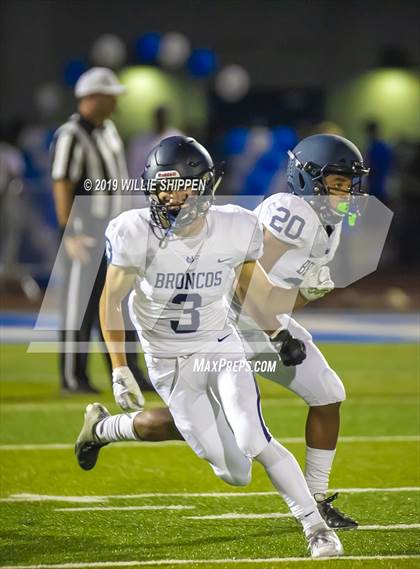 Thumbnail 2 in Norco vs Vista Murrieta photogallery.