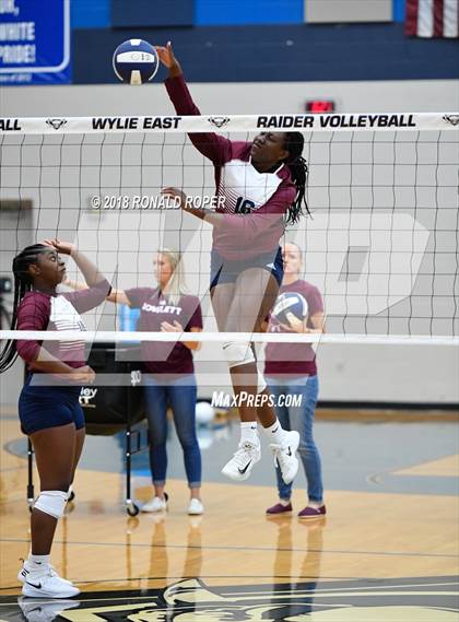 Thumbnail 1 in Rowlett @ Wylie East photogallery.