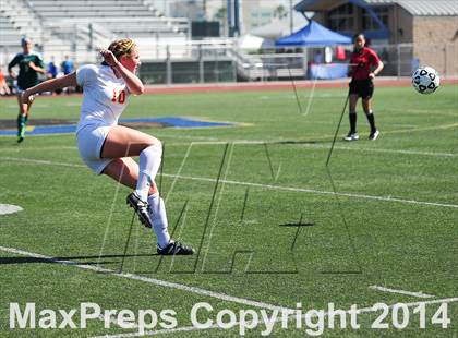 Thumbnail 3 in Cathedral Catholic vs. La Costa Canyon (CIF SoCal Regional D2 Final) photogallery.