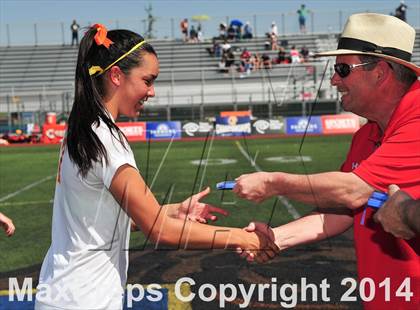 Thumbnail 2 in Cathedral Catholic vs. La Costa Canyon (CIF SoCal Regional D2 Final) photogallery.