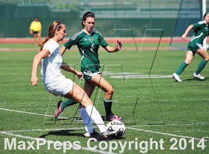 Thumbnail 2 in Cathedral Catholic vs. La Costa Canyon (CIF SoCal Regional D2 Final) photogallery.