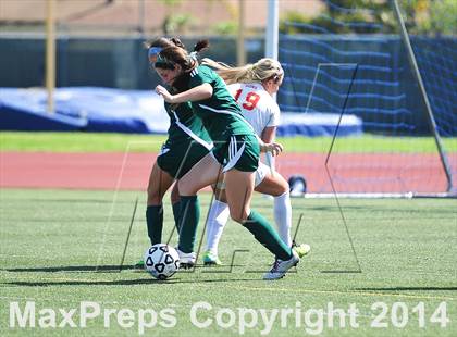 Thumbnail 3 in Cathedral Catholic vs. La Costa Canyon (CIF SoCal Regional D2 Final) photogallery.